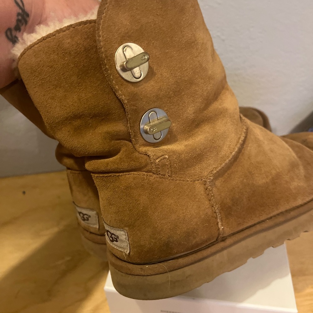UGG Boots with Clasps